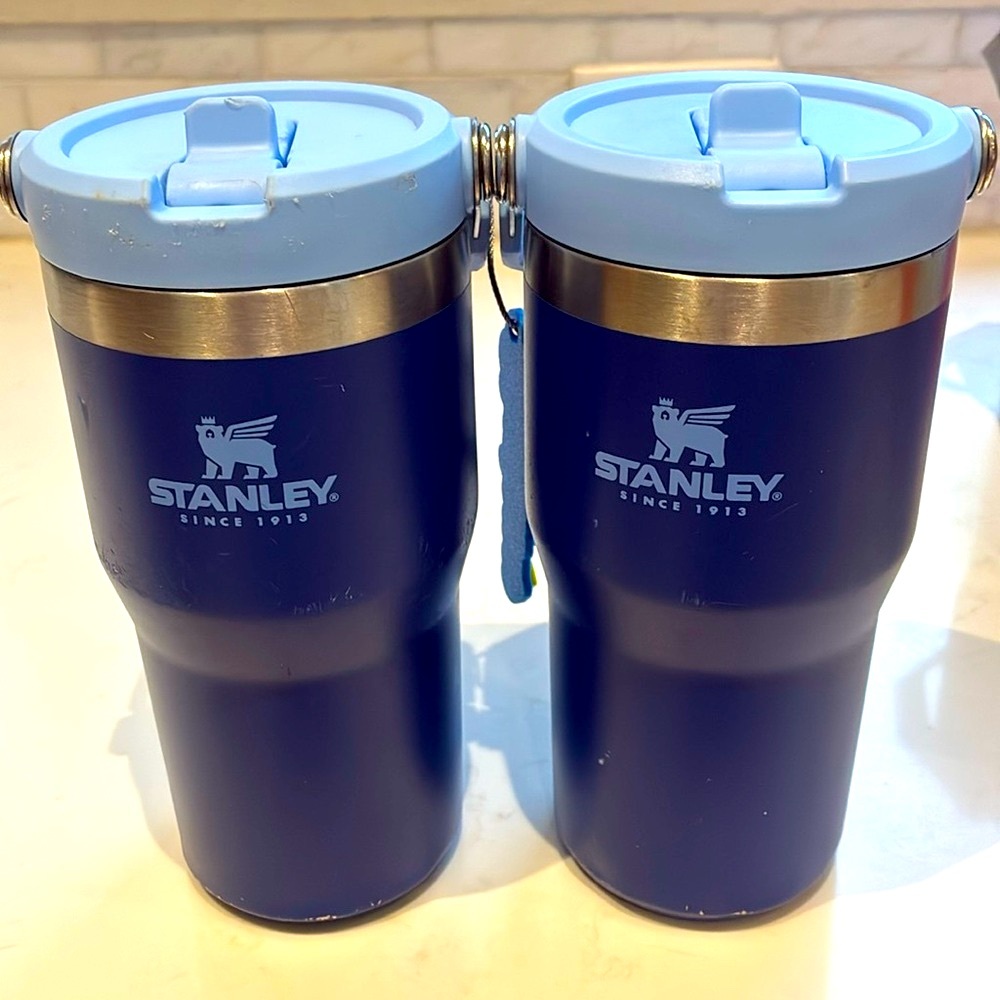 Stanley’s Flip Straw Travel Tumblers - Picture 15 of 17